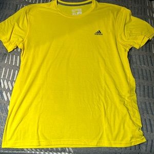 Oreos Adidas, athletic T-shirt size XL